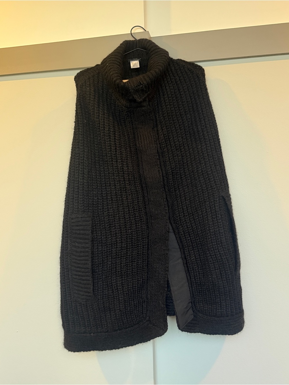 Black Mohair Blend Knit Vest Made in Italy 🖤